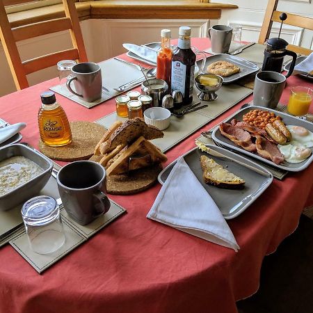 אדינבורו Falcon Crest Guest House מראה חיצוני תמונה