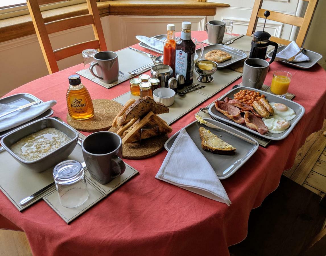 אדינבורו Falcon Crest Guest House מראה חיצוני תמונה